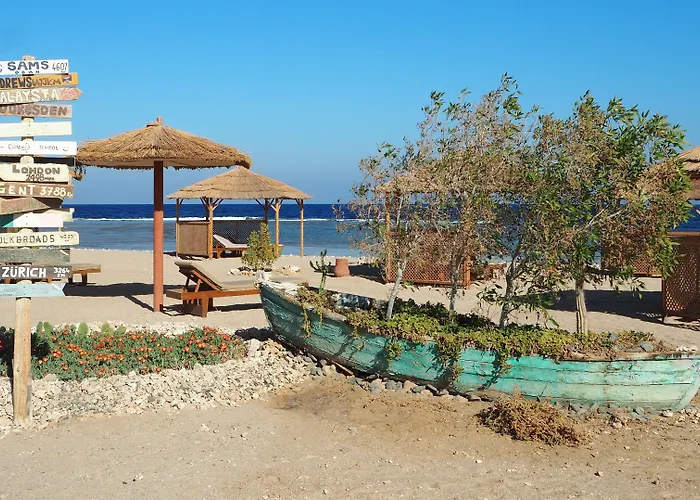 Roots Red Sea Resort 3*